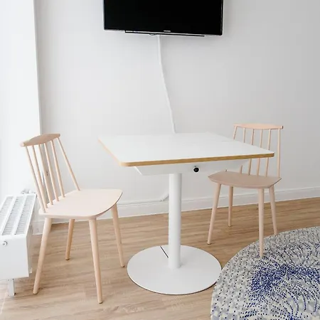 Louis & Louise Neustadt I Digital Check In Brema