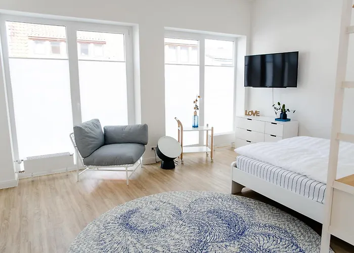 Louis & Louise Neustadt I Digital Check In Daire