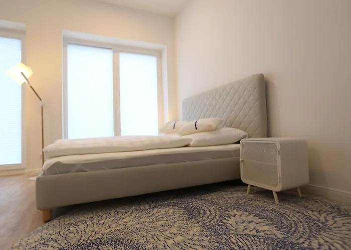 Louis & Louise Neustadt I Digital Check In Daire